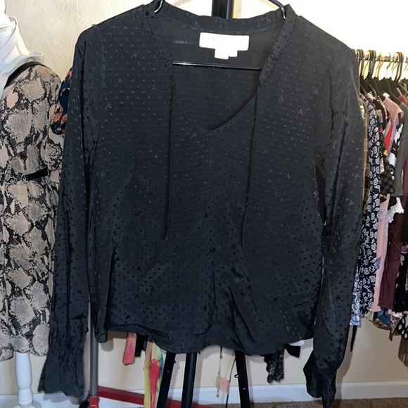 SALTWATER LUXE TASHA TOP in black with stars - Picture 8 of 8